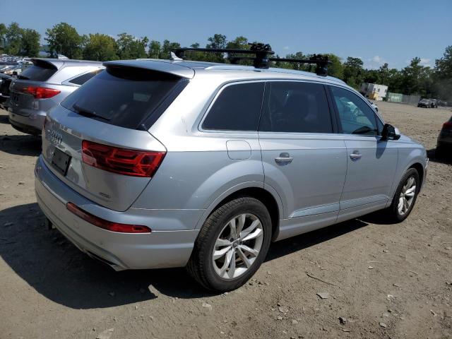 VIN WA1LHAF73JD027195 2018 Audi Q7, Premium Plus no.3