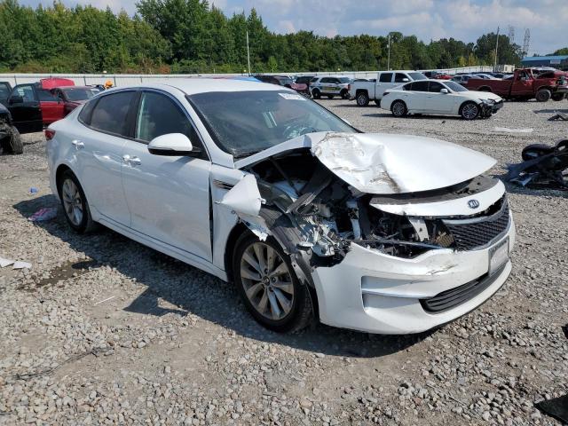 VIN 5XXGT4L30JG268632 2018 KIA Optima, LX no.4