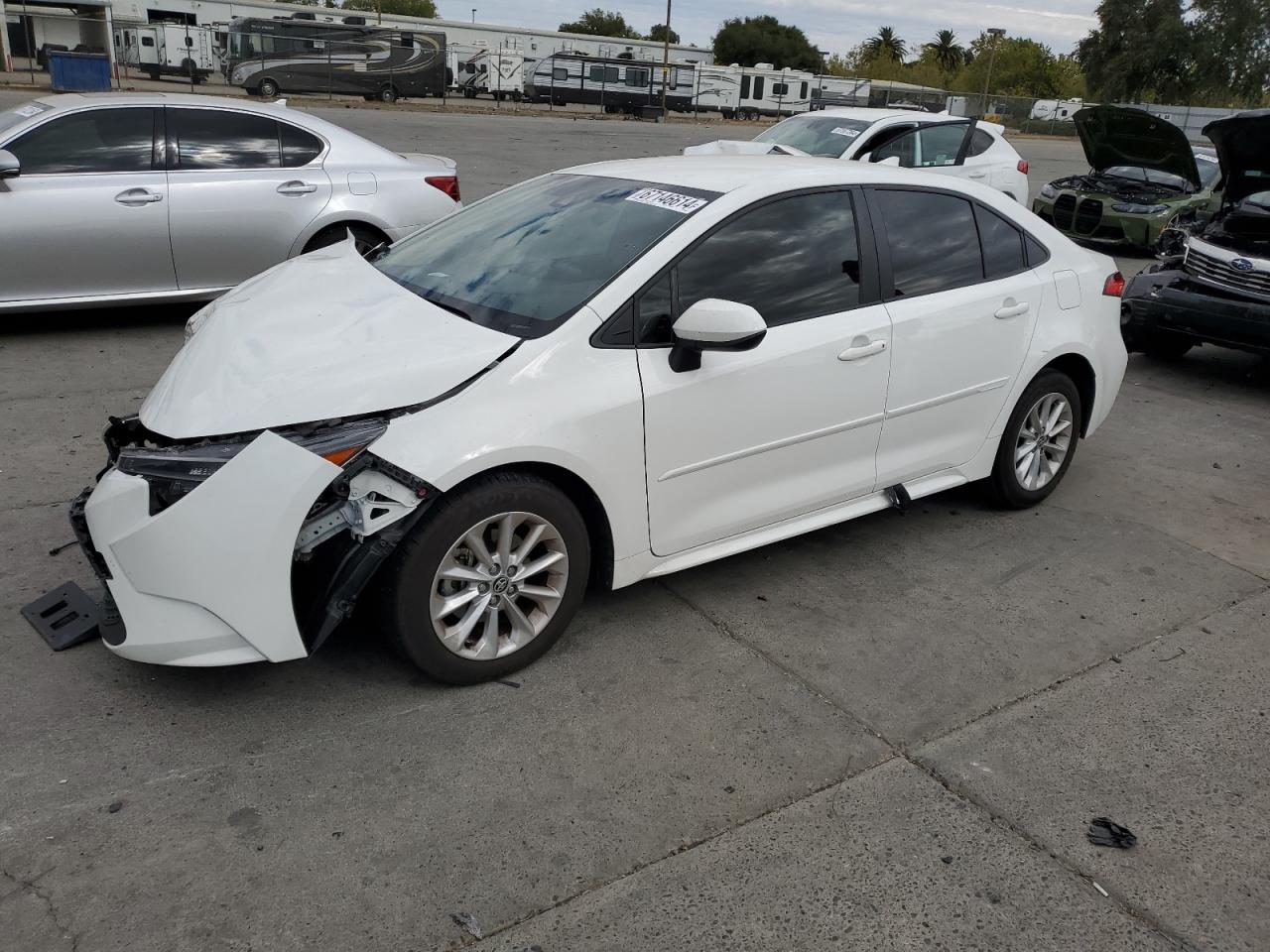 Lot #2976921776 2022 TOYOTA COROLLA LE