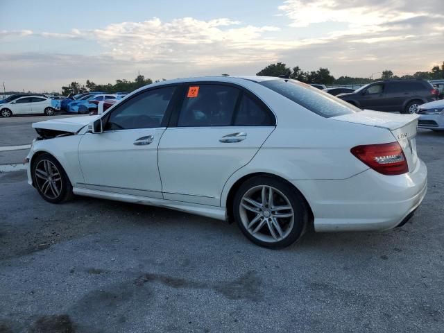 VIN WDDGF4HB3DA799501 2013 Mercedes-Benz C-Class, 250 no.2