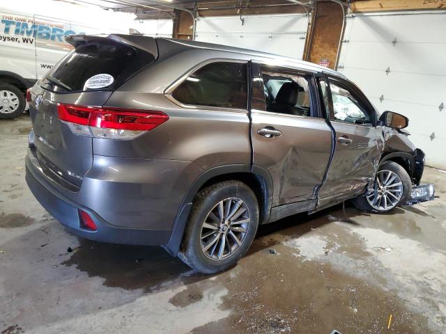 VIN 5TDJZRFH2KS614866 2019 Toyota Highlander, SE no.3