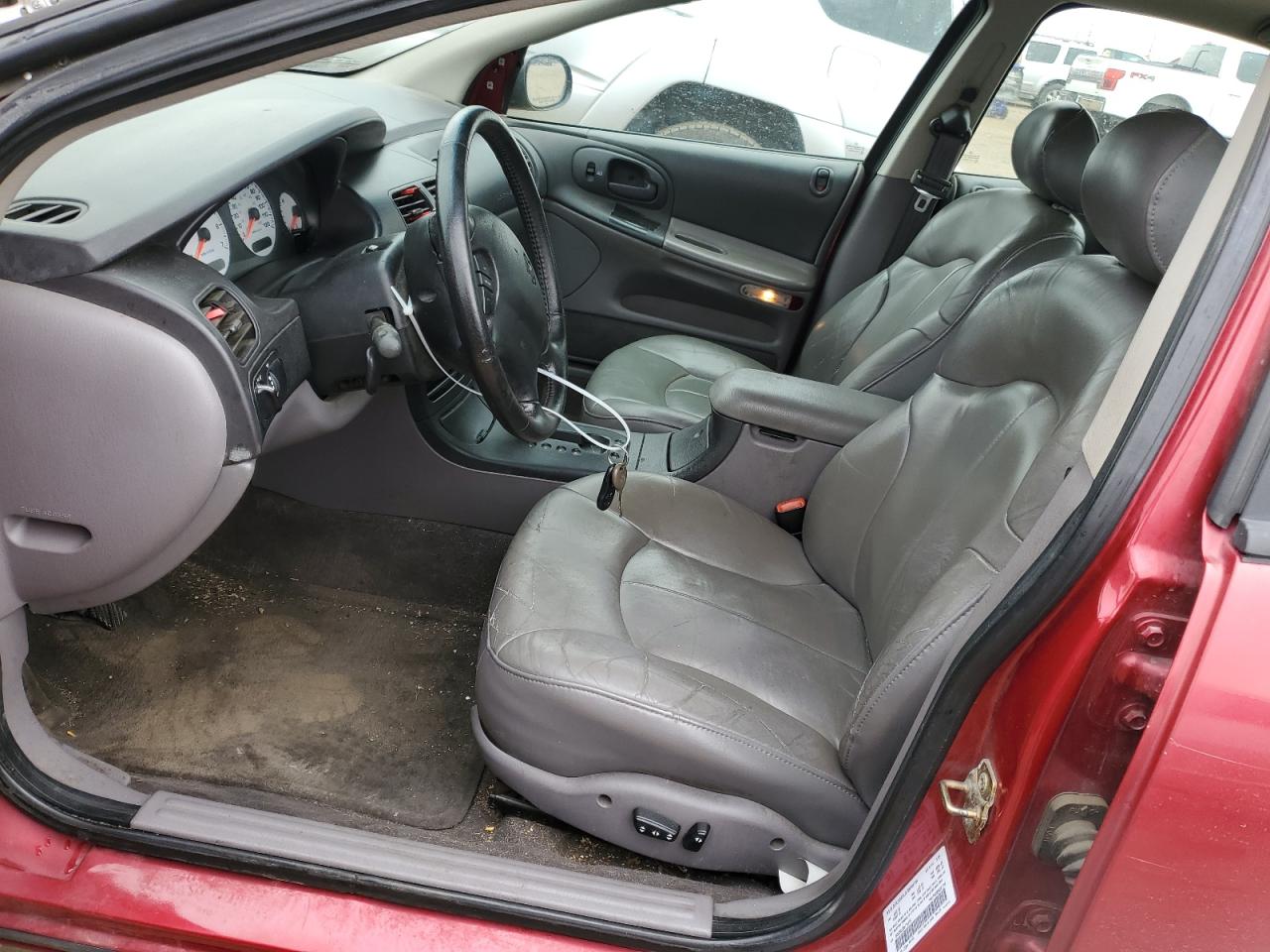 Lot #2741311650 1999 DODGE INTREPID E