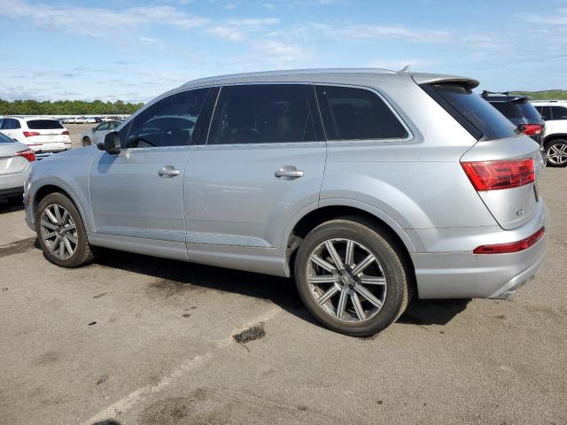 VIN WA1LAAF74KD038177 2019 Audi Q7, Premium Plus no.2