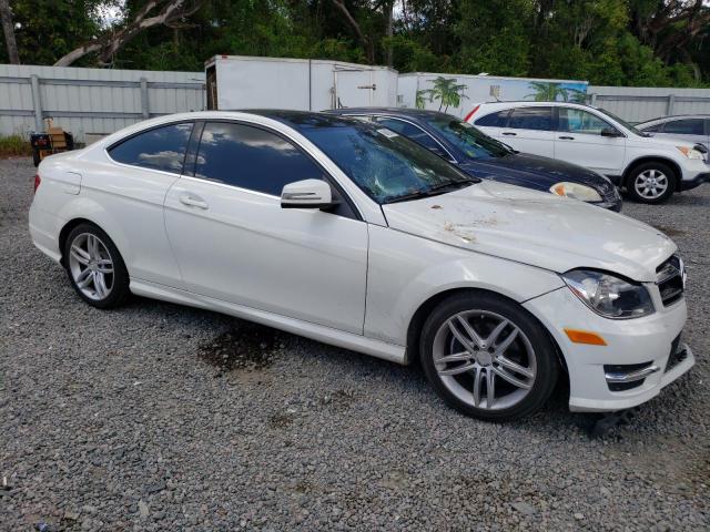 VIN WDDGJ4HB2FG392705 2015 Mercedes-Benz C-Class, 250 no.4