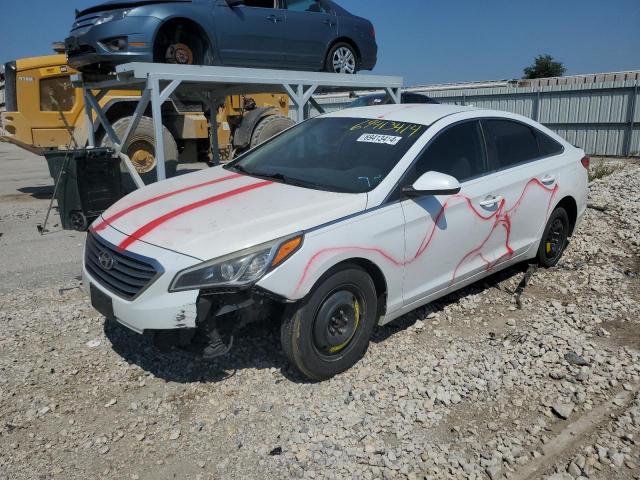 2015 HYUNDAI SONATA SE - 5NPE24AF9FH067038