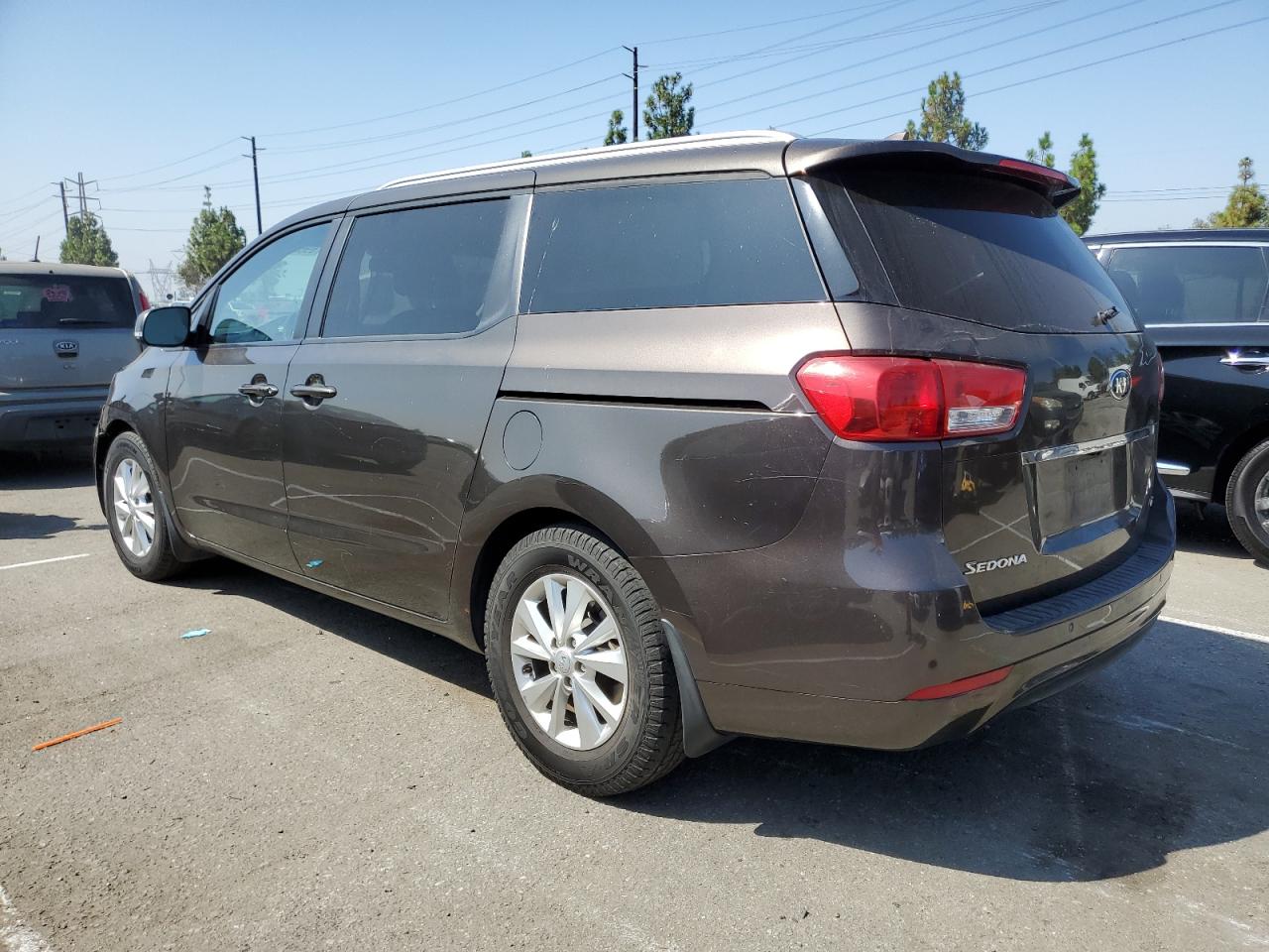 Lot #2945570163 2017 KIA SEDONA LX