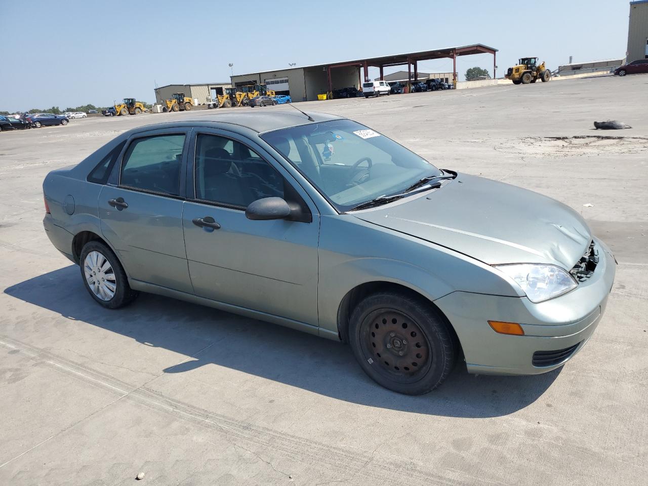 Lot #2818254669 2005 FORD FOCUS ZX4