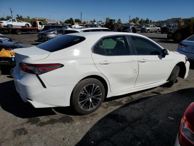 VIN JTNB11HK6J3022422 2018 Toyota Camry, L no.3