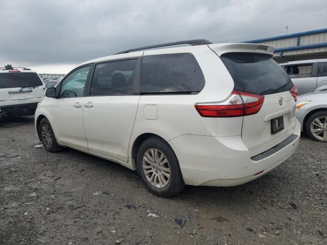 VIN 5TDYZ3DC6HS773546 2017 Toyota Sienna, Xle no.2