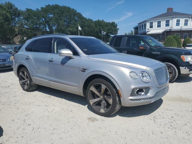 VIN SJAAC2ZV1HC012546 2017 Bentley Bentayga no.4