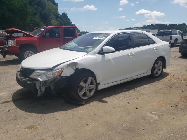 VIN 4T1BF1FK4EU749126 2014 Toyota Camry, L no.1