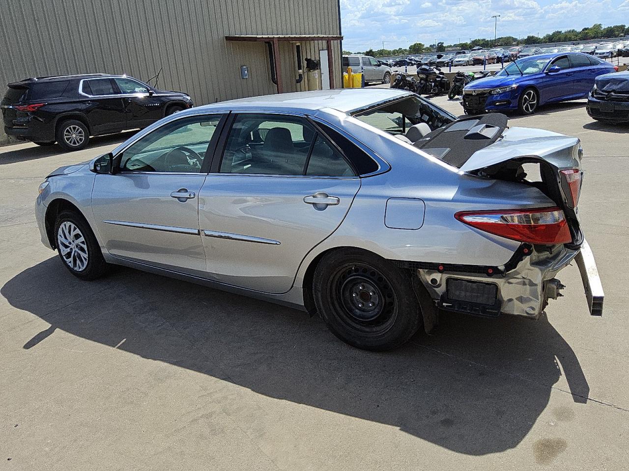 Lot #2928706874 2017 TOYOTA CAMRY LE