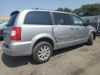 CHRYSLER TOWN & COU photo