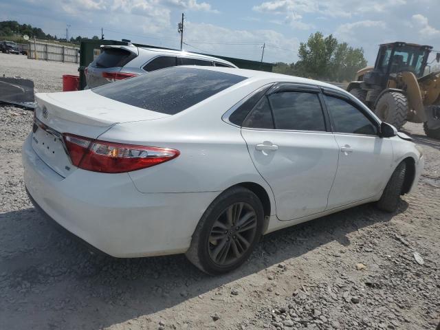 VIN 4T1BF1FK4FU003177 2015 Toyota Camry, LE no.3