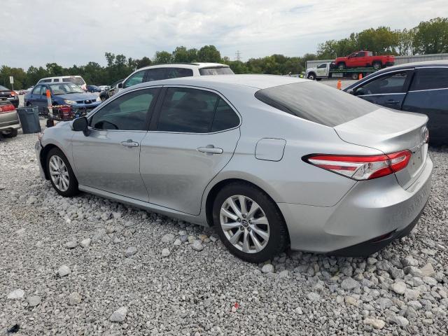 VIN 4T1B11HKXJU513795 2018 Toyota Camry, L no.2