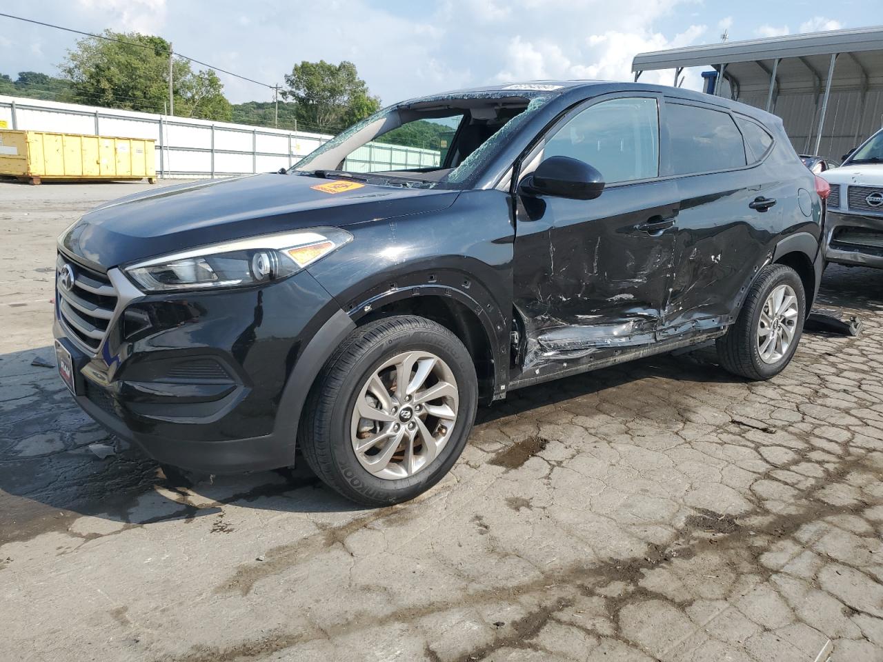 Lot #2855466731 2017 HYUNDAI TUCSON SE