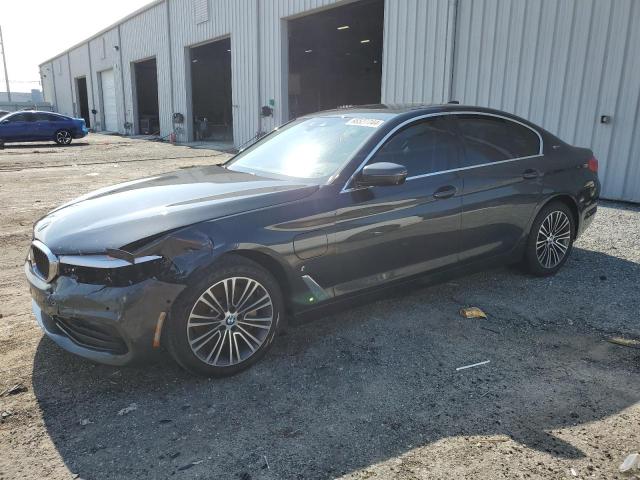 VIN WBAJA9C54KB392725 2019 BMW 5 Series, 530E no.1