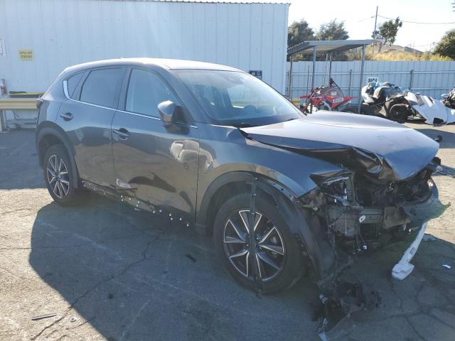 VIN JM3KFACM8J1440420 2018 Mazda CX-5, Touring no.4