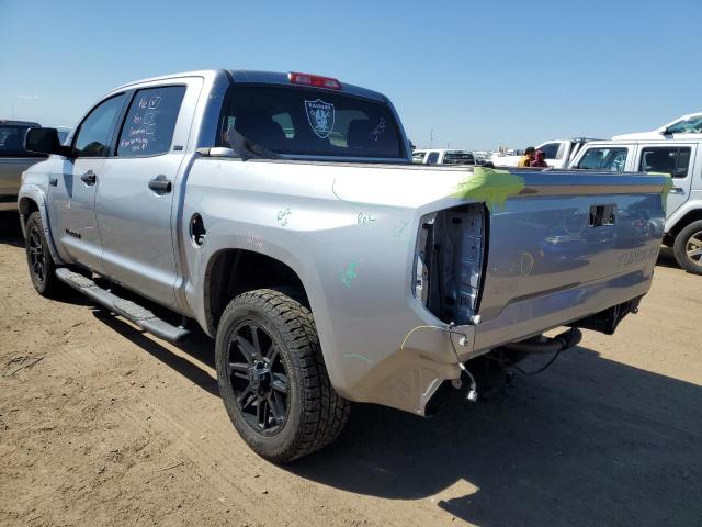 VIN 5TFDY5F12JX698529 2018 Toyota Tundra, Crewmax Sr5 no.2