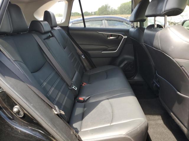 2019 TOYOTA RAV4 XLE P JTMA1RFV9KJ022939