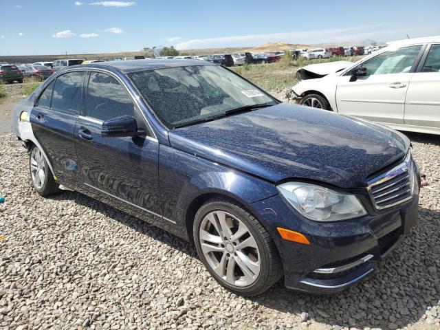 VIN WDDGF8AB6DA832492 2013 Mercedes-Benz C-Class, 3... no.4