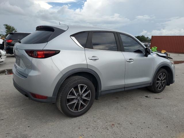 VIN JM3KFACM6J0313560 2018 Mazda CX-5, Touring no.3