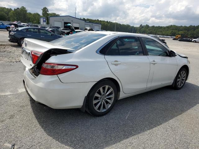 VIN 4T1BF1FK3FU084978 2015 Toyota Camry, LE no.3