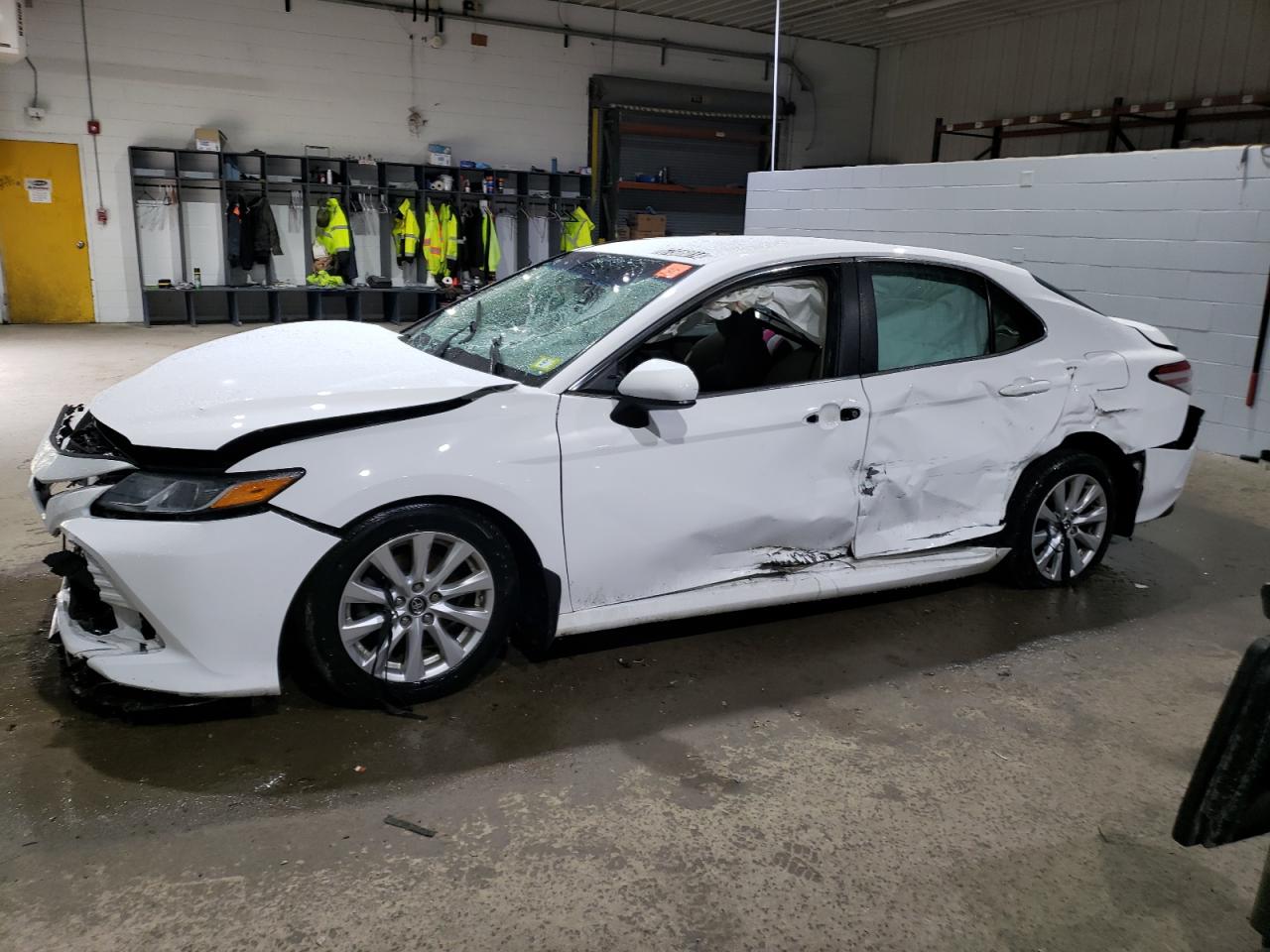 Lot #2836098481 2018 TOYOTA CAMRY L