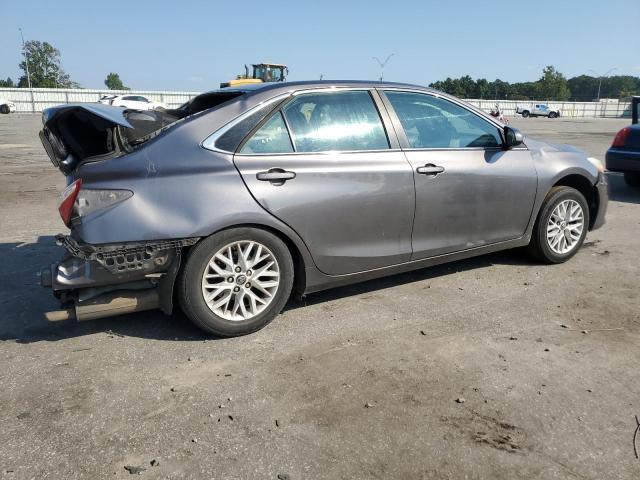 VIN 4T1BF1FK2GU229333 2016 Toyota Camry, LE no.3