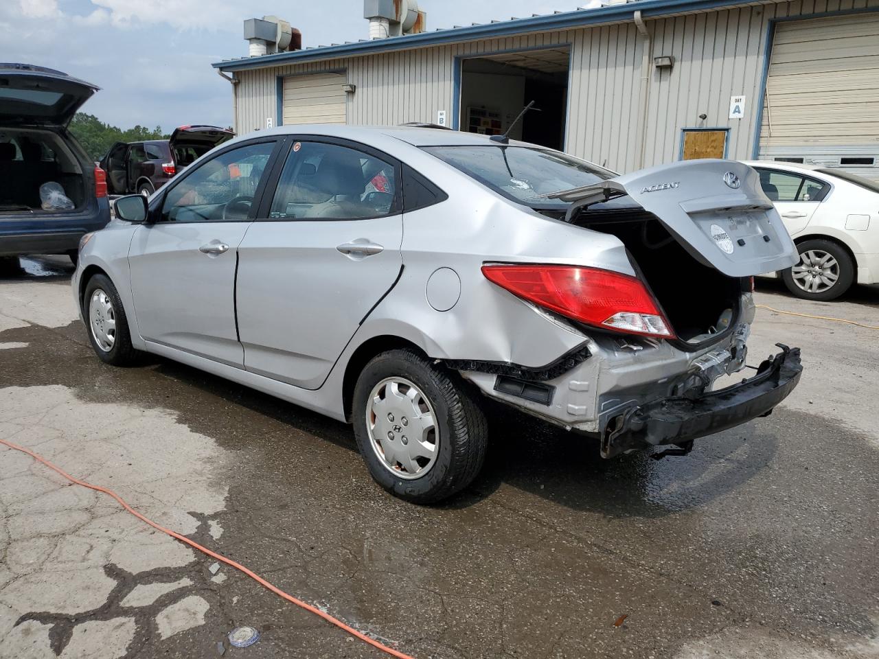 Lot #2809270106 2016 HYUNDAI ACCENT SE