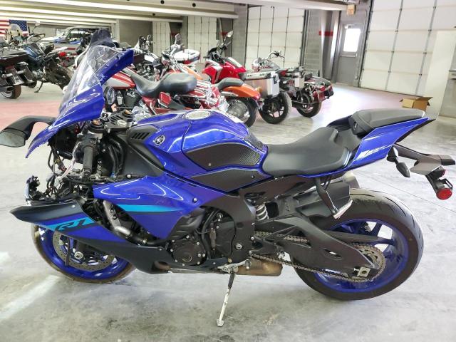 YAMAHA YZFR1 2024 blue  gas JYARN66E0RA003904 photo #4