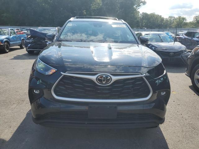 2022 TOYOTA HIGHLANDER - 5TDHZRBH4NS581877