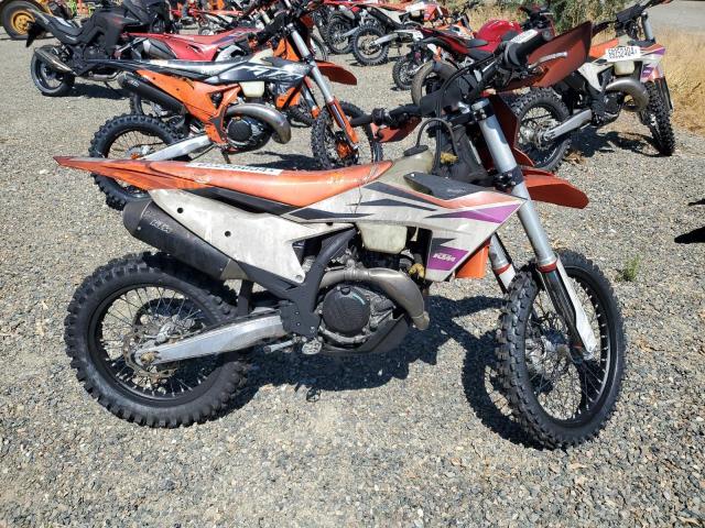 KTM 450 XC-F 2024 orange  gas VBKXCS431RM334807 photo #1