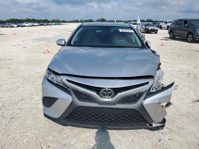 VIN 4T1G11AK3LU900613 2020 Toyota Camry, SE no.5