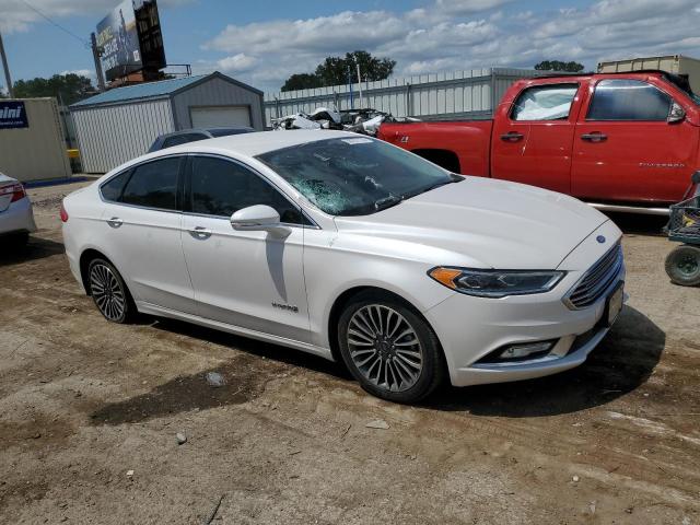 VIN 3FA6P0RU2JR250570 2018 Ford Fusion, Titanium/Pl... no.4