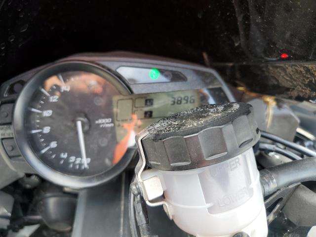 2015 KAWASAKI ZX636 E JKBZXJE19FA015731