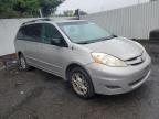 TOYOTA SIENNA LE photo