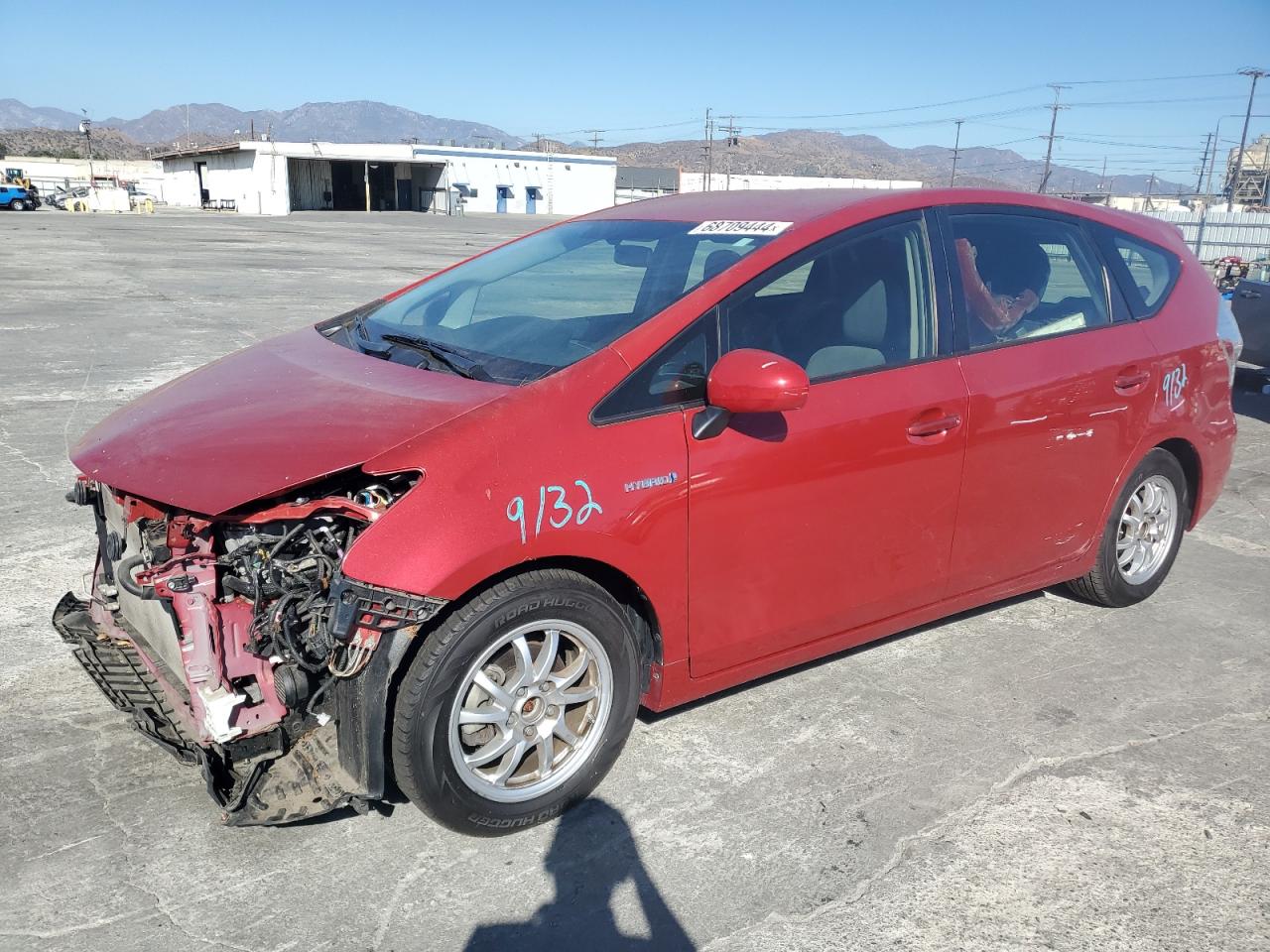 Toyota Prius V 2013 ZVW41L