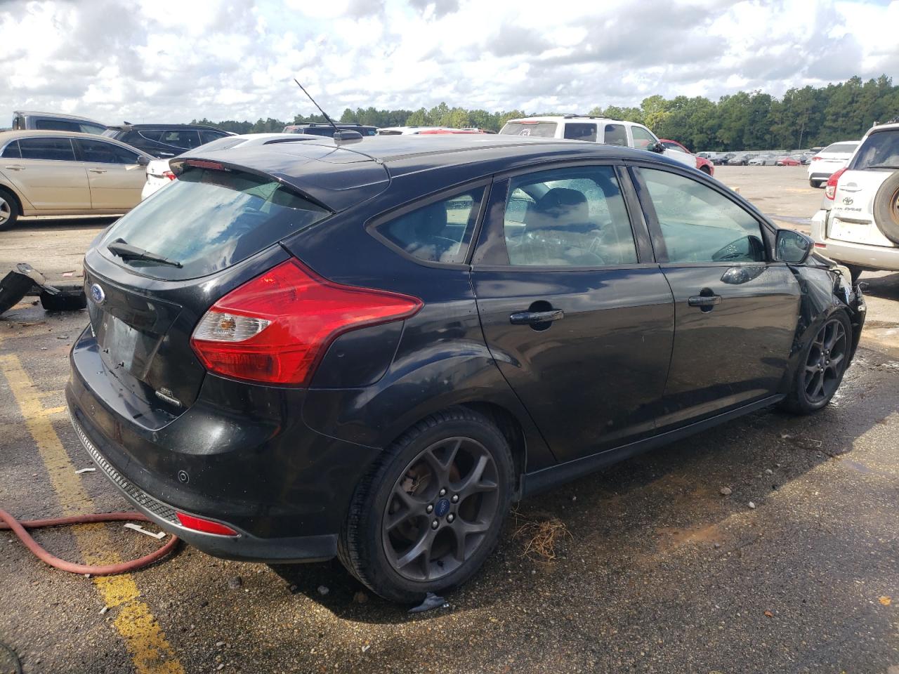 Lot #2791929701 2014 FORD FOCUS SE