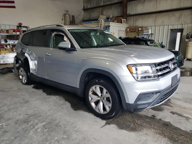 VIN 1V2AP2CA7JC529914 2018 Volkswagen Atlas, S no.4