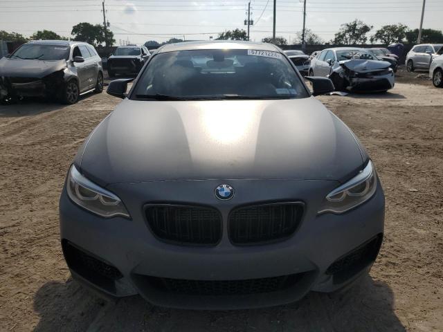 VIN WBA1J7C51FV358685 2015 BMW 2 Series, M235I no.5