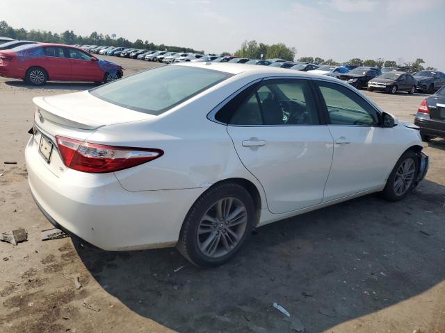 VIN 4T1BF1FK5FU495752 2015 Toyota Camry, LE no.3