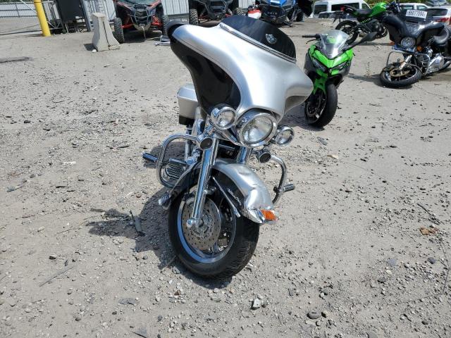 2003 HARLEY-DAVIDSON FLHTCUI AN 1HD1FCW423Y619878