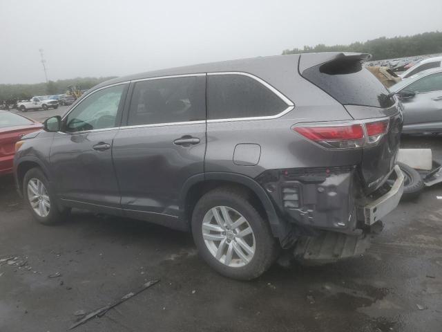 VIN 5TDBKRFH1FS210004 2015 Toyota Highlander, LE no.2