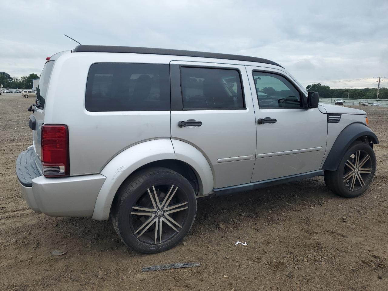 Lot #2943111405 2011 DODGE NITRO HEAT