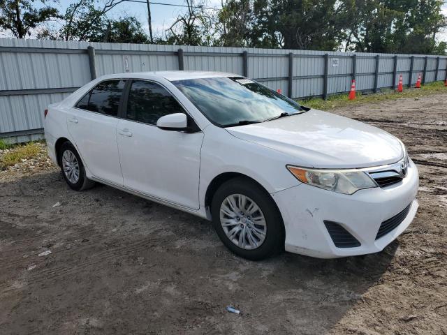 VIN 4T1BF1FK4EU374788 2014 Toyota Camry, L no.4