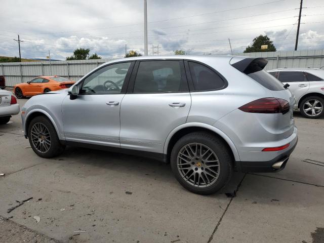 VIN WP1AA2A27HKA88346 2017 Porsche Cayenne no.2