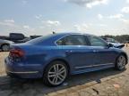 VOLKSWAGEN PASSAT R-L photo