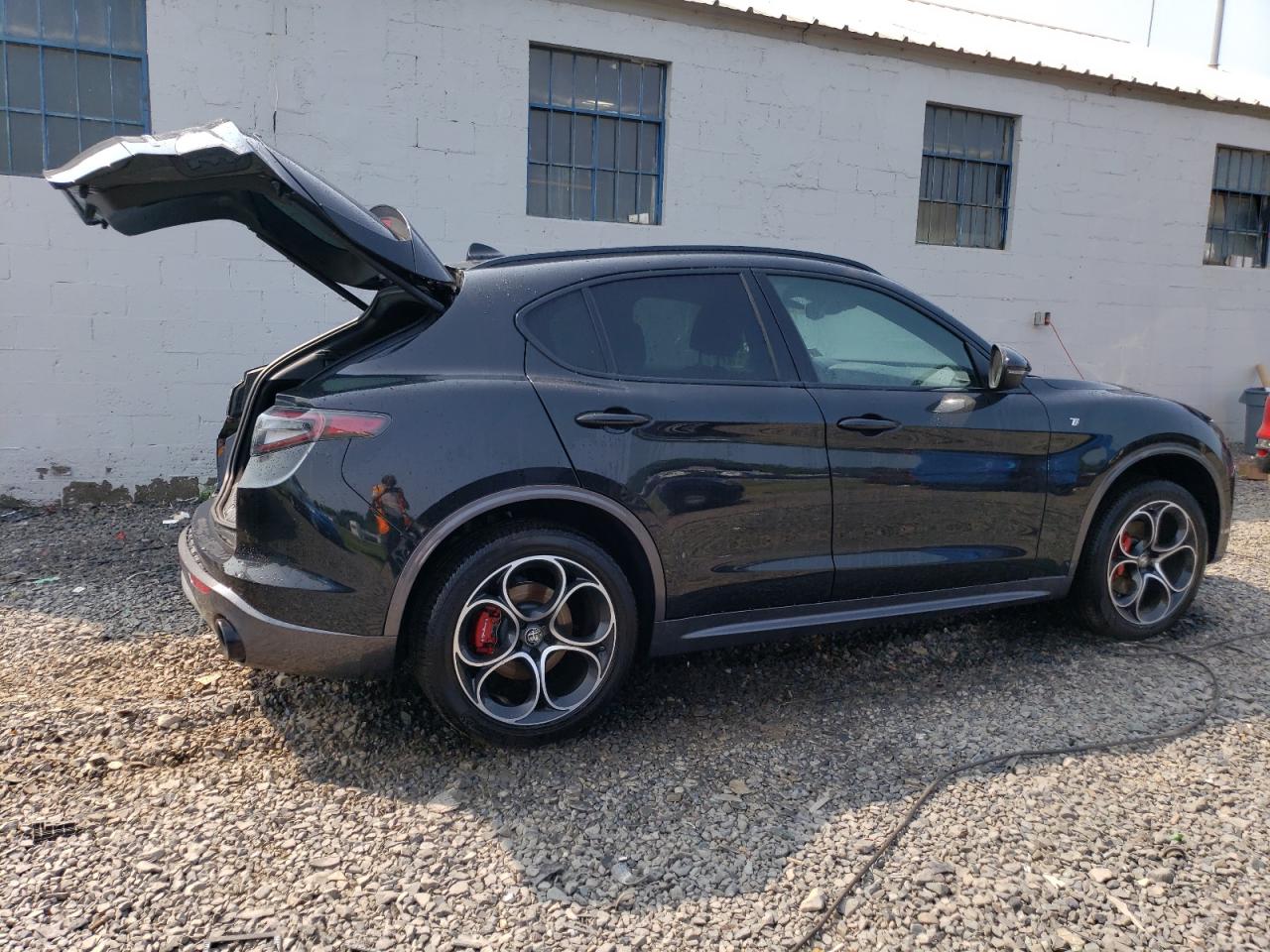 Lot #2940539447 2024 ALFA ROMEO STELVIO TI