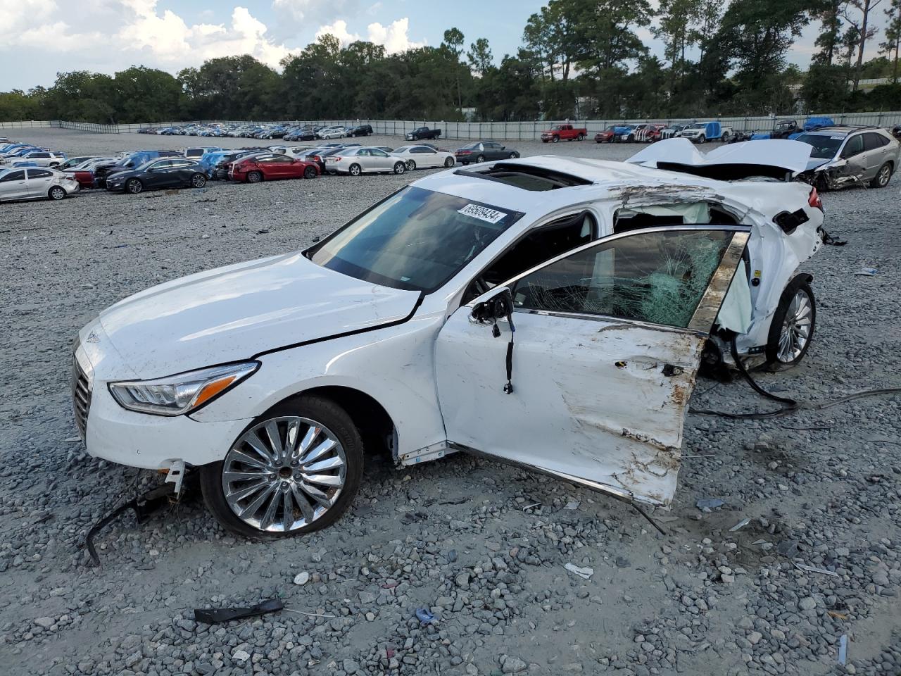 Genesis G90 2017 3.3T Premium